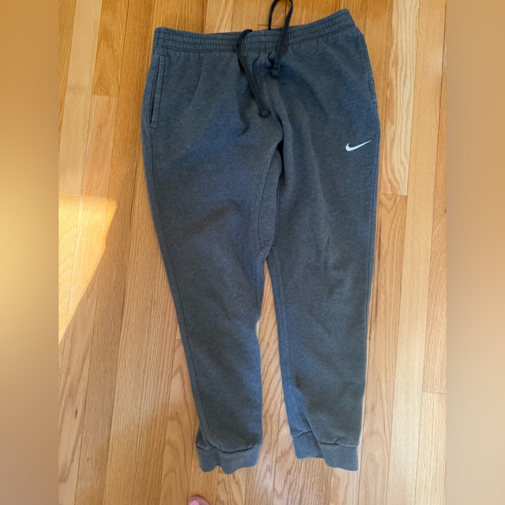 Men’s Nike joggers